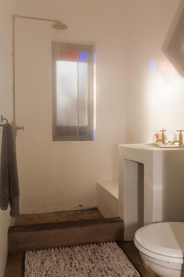 At 85 On Church Prince Albert Extérieur photo
